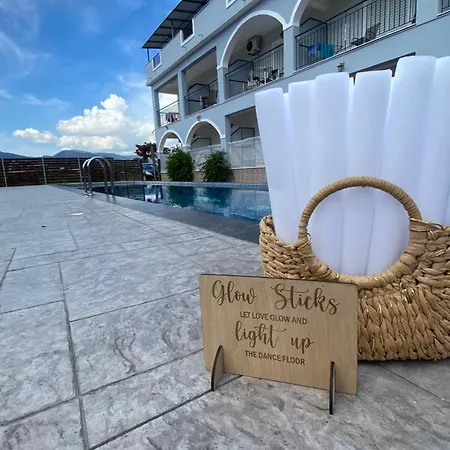 Brunswick Units Party & Wedding Complex By 