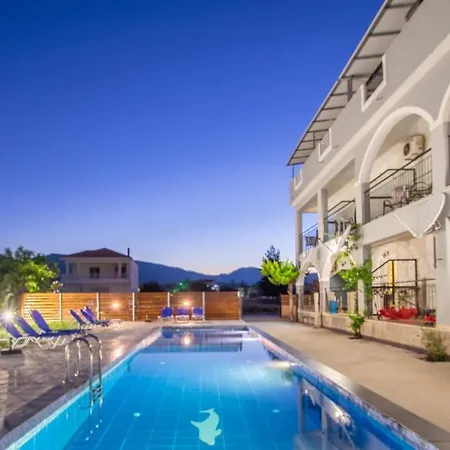 Villa Brunswick Private Complex.